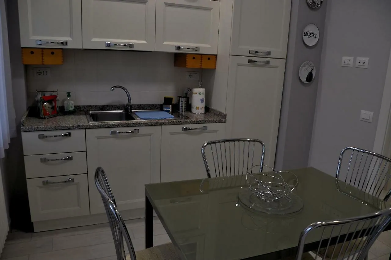 Gigliarelli Ad Maison Perugia 0*,